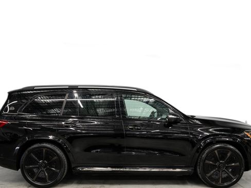 Used 2025 Mercedes-Benz Maybach GLS 600 4MATIC image 2