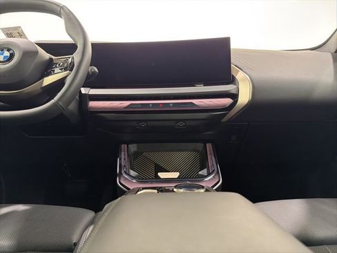 Used 2025 BMW X3 xDrive30i w/ Premium Package image 34