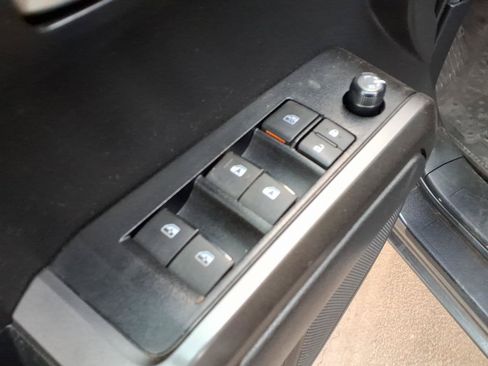Used 2023 Toyota Tacoma TRD Off-Road RWD image 14