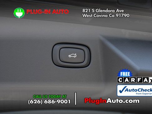 Used 2023 VinFast VF 8 Plus image 11