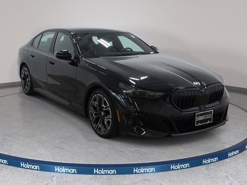 Certified 2026 BMW 550e xDrive AWD/4WD image 2
