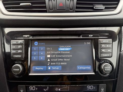 Used 2015 Nissan Rogue SL w/ SL Premium Package image 34