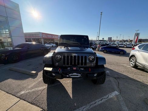 Used 2016 Jeep Wrangler Unlimited Rubicon image 8