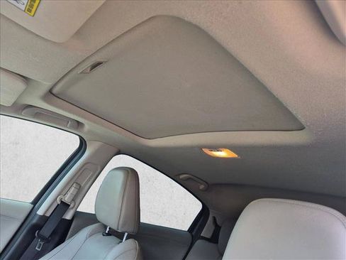 Used 2019 Honda HR-V Touring image 8