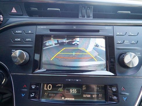 Used 2016 Toyota Avalon Limited w/ Toyota Safety Sense Package FWD image 26