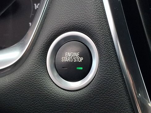 Certified 2023 Chevrolet Traverse LT AWD/4WD image 25