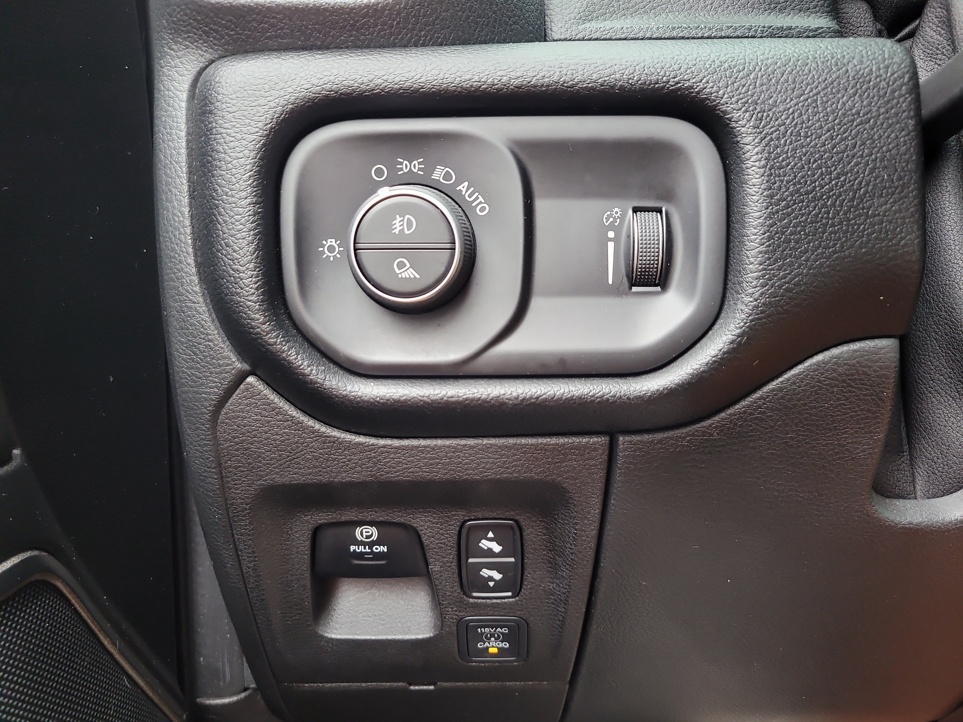 Used 2022 RAM 1500 Rebel w/ Rebel Level 2 Equipment Group AWD/4WD image 33