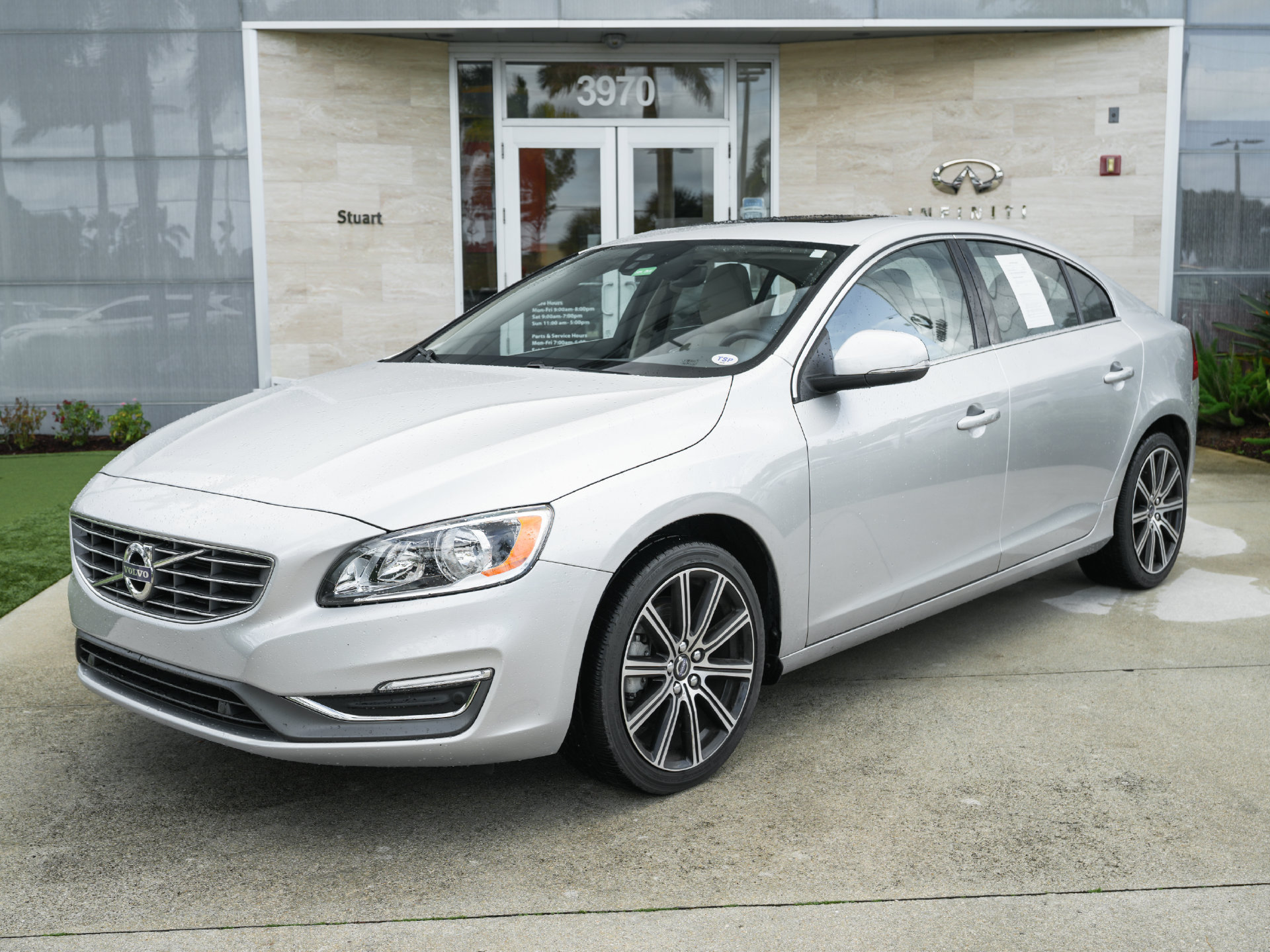 Used 2018 Volvo S60 T5 Inscription FWD image 10