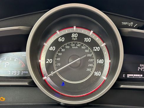 Used 2016 MAZDA MAZDA3 i Grand Touring image 21