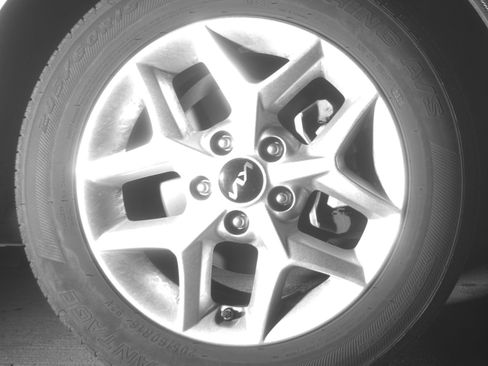 Used 2025 Kia Soul LX w/ LX Technology Package image 13