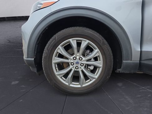Used 2020 Ford Explorer XLT w/ Equipment Group 202A image 14