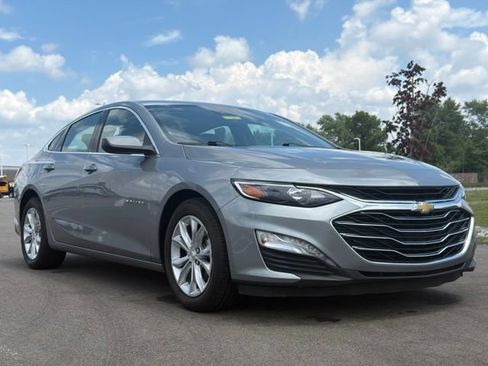 Used 2023 Chevrolet Malibu LT FWD image 1