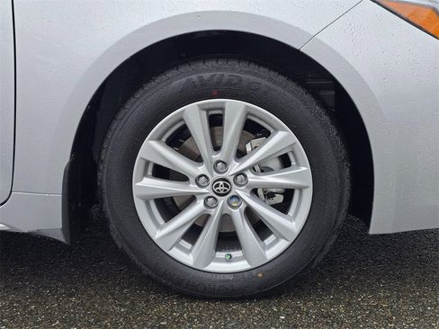 New 2026 Toyota Corolla SE image 9