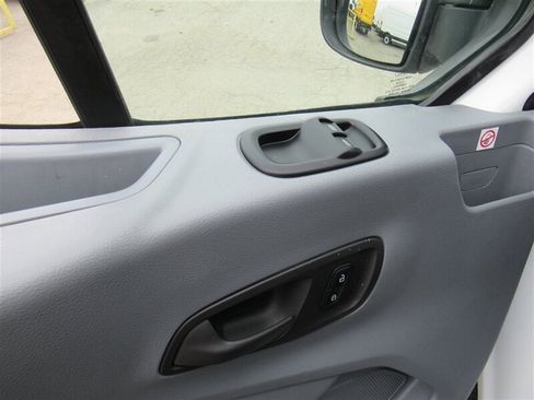 Used 2019 Ford Transit 250 130 Low Roof image 16