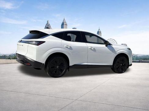 Certified 2025 Nissan Murano SV w/ Cargo Package AWD/4WD image 28