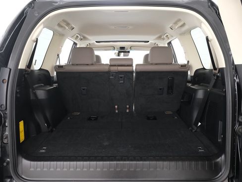 Used 2023 Lexus GX 460 Premium w/ Premium Package AWD/4WD image 39