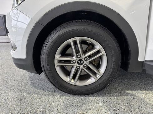 Used 2017 Hyundai Santa Fe Sport image 25
