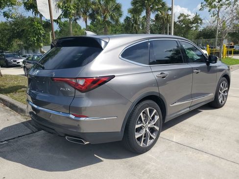 Used 2024 Acura MDX w/ Technology Package FWD image 8