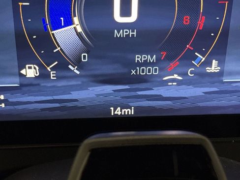 New 2026 Chevrolet Traverse Z71 w/ Enhanced Driving Package image 13