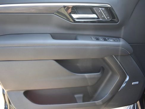 New 2026 Chevrolet Tahoe Premier image 12