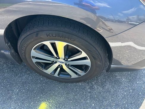 Used 2019 Subaru Outback 2.5i Limited w/ Popular Package #2 AWD/4WD image 18