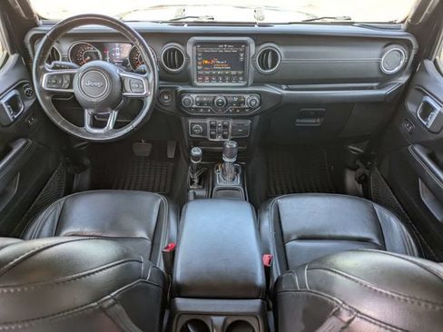 Used 2020 Jeep Gladiator Overland AWD/4WD image 15