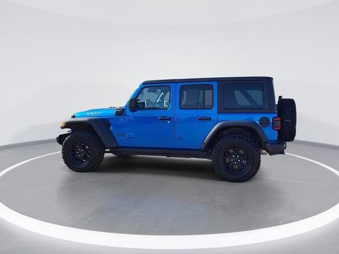 Used 2024 Jeep Wrangler Unlimited image 6