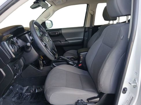 Used 2023 Toyota Tacoma SR AWD/4WD image 9