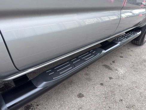 Used 2017 Toyota Tacoma SR5 w/ Tow Package image 40