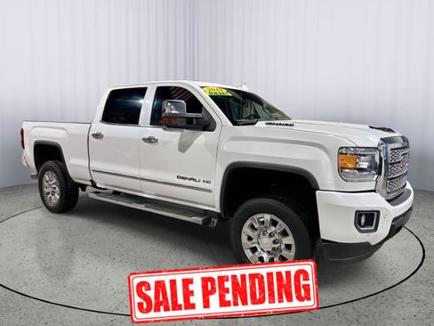 Used 2019 GMC Sierra 2500 Denali w/ Duramax Plus Package image 1