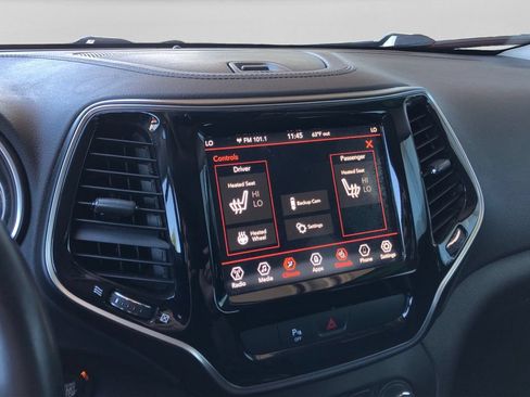 Used 2019 Jeep Cherokee Limited AWD/4WD image 19