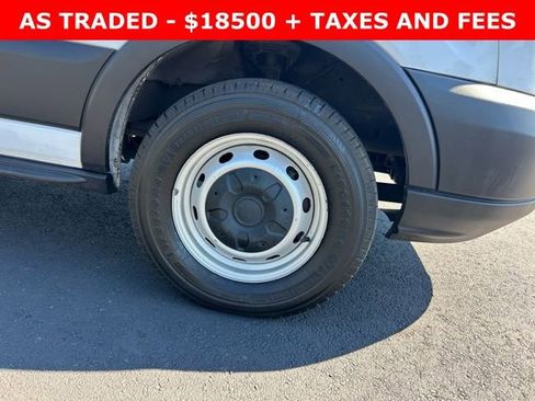 Used 2019 Ford Transit 250 148 Medium Roof image 8