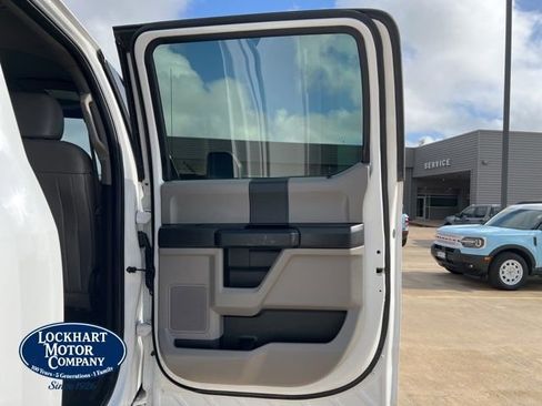 Used 2018 Ford F250 XL w/ Power Equipment Group image 18