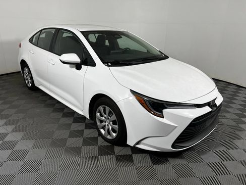 Certified 2026 Toyota Corolla LE FWD image 3