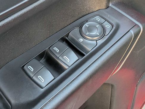 Used 2021 Chevrolet Silverado 1500 Custom AWD/4WD image 18