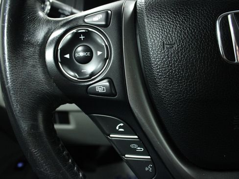 Used 2017 Honda Ridgeline RTL-T image 20