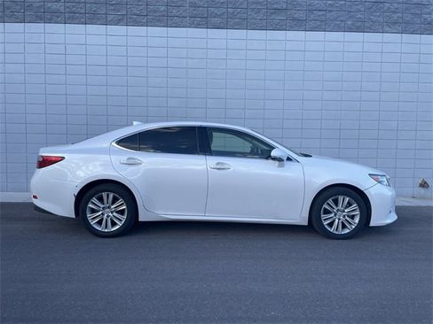 Used 2015 Lexus ES 350 image 2