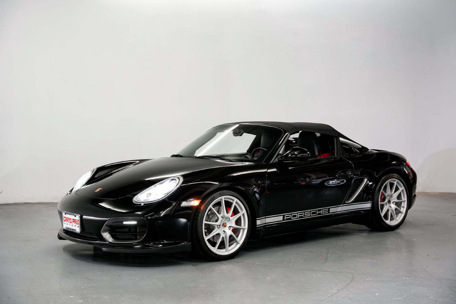 Used 2011 Porsche Boxster Spyder RWD image 6
