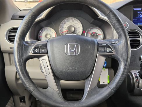 Used 2015 Honda Pilot LX image 12