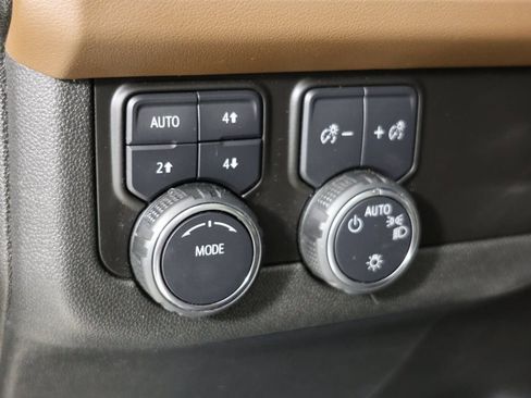 Used 2024 Chevrolet Tahoe High Country image 19