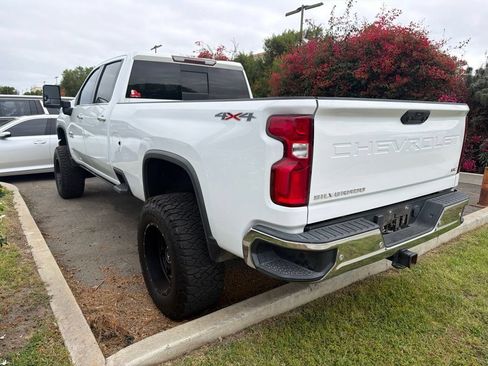 Used 2020 Chevrolet Silverado 3500 LTZ w/ LTZ Texas Edition AWD/4WD image 3