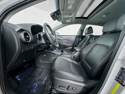 Used 2022 Hyundai Kona Limited image 14