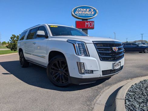 Used 2019 Cadillac Escalade ESV Platinum AWD/4WD image 2
