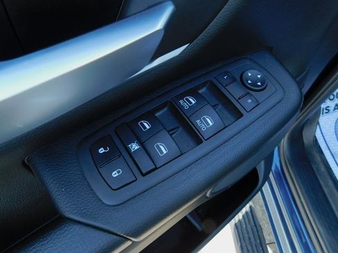 Used 2023 RAM 1500 Big Horn image 16