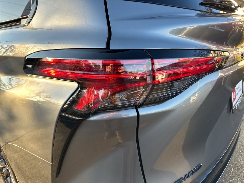 Certified 2026 Toyota Sienna XSE AWD/4WD image 10