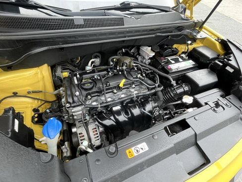 Used 2016 Kia Soul + image 24