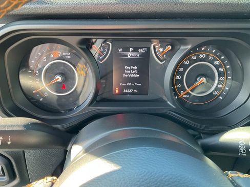 Used 2024 Jeep Wrangler Sport S image 10