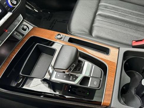 Used 2022 Audi Q5 2.0T Premium image 11