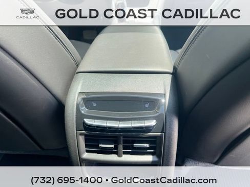 Certified 2024 Cadillac XT5 Premium Luxury w/ Technology Package AWD/4WD image 9