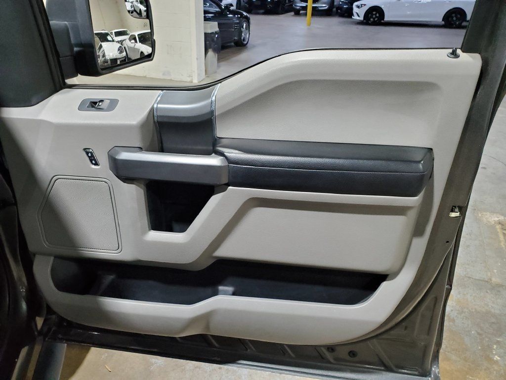 Used 2016 Ford F150 XLT w/ Equipment Group 302A Luxury RWD image 15